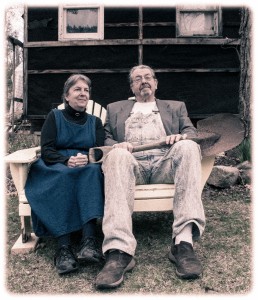 smiling-gothic-farmers-seated-on-bench